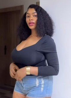 Sasha - escort in Ahmedabad Photo 5 of 8