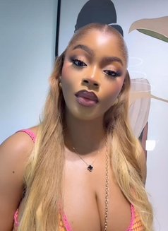 Sasha - escort in Ahmedabad Photo 7 of 8