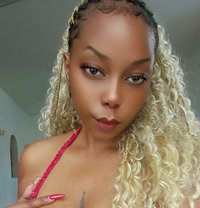 Sasha - escort in Accra