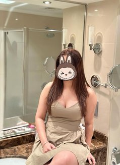 Sasha - escort in jamnagar Photo 2 of 3