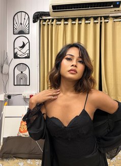 Sasha - Transsexual escort in Mumbai Photo 4 of 6