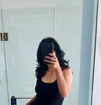 Sasha Karina - puta in Toronto