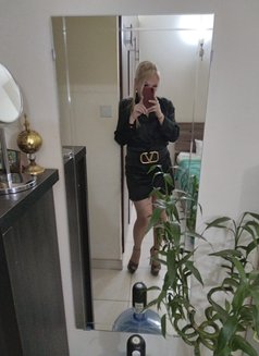 Sasha - escort in Dubai Photo 3 of 4
