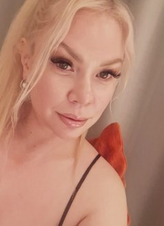 Sasha - escort in Dubai Photo 6 of 7