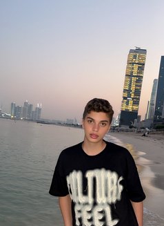 Sasha - Male escort in Al Manama Photo 7 of 9