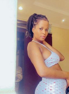 Sasha - puta in Jeddah Photo 12 of 14