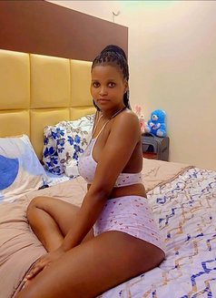 Sasha - masseuse in Jeddah Photo 11 of 12