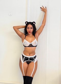 Sasha - escort in Chandigarh Photo 1 of 4