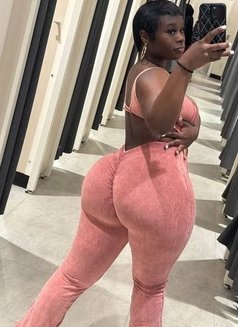 Sasha - escort in Fujairah Photo 1 of 1