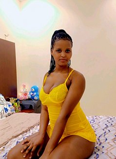 Sasha - escort in Jeddah Photo 7 of 12