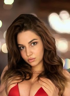 Sasha - escort in London Photo 2 of 5