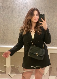 Sasha - escort in London Photo 3 of 5