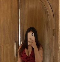 Sashaya - escort in Colombo