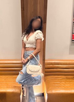 Sashaya - escort in Colombo Photo 1 of 2