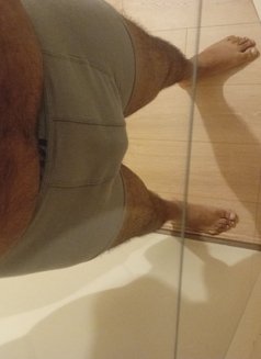 SasiDu -camservice satisfy from distance - Male escort in Colombo Photo 3 of 9