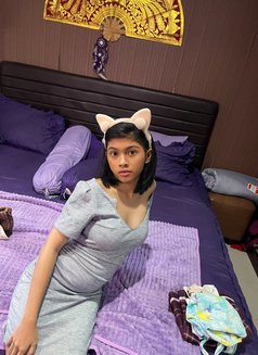 Saskia New - escort in Bali Photo 15 of 19