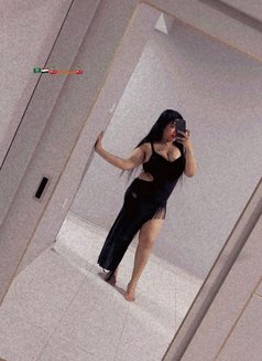 Saso - escort in Dubai Photo 6 of 13