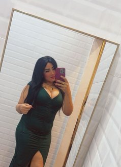 Saso - escort in Dubai Photo 10 of 13