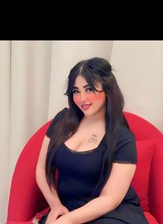 Saso - escort in Dubai Photo 11 of 13