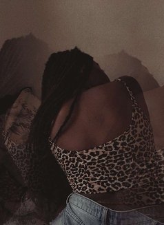 Sasshy - escort in Mombasa Photo 3 of 5