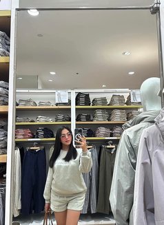 Sassy 2003 - Transsexual escort in Manila Photo 3 of 4