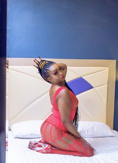 SASSY SASHA - Transsexual escort in Accra Photo 3 of 6