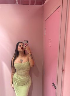 Sassy girl Mahek - Transsexual escort in Hyderabad Photo 20 of 27