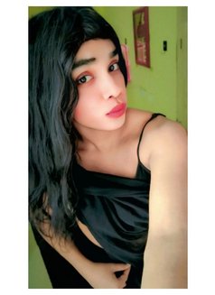 Sassy Shobu - Acompañantes transexual in Hyderabad Photo 5 of 5