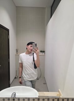 Sassy Star - Male escort in Dubai Photo 8 of 9