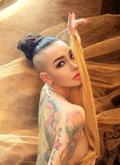 Sassy - escort in Abu Dhabi Photo 11 of 12