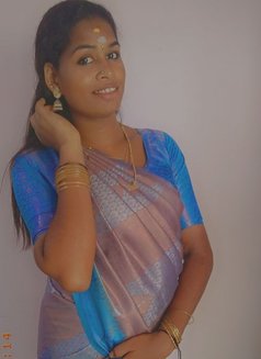 Sathya Priya - Transsexual escort in Chennai Photo 3 of 4