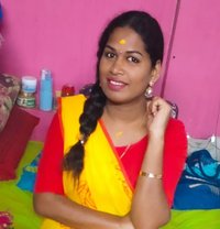 Sathya Priya - Transsexual escort in Chennai