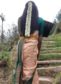 Sathya Priya - Transsexual escort in Chennai Photo 4 of 4