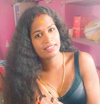 Sathya Priya - Transsexual escort in Chennai