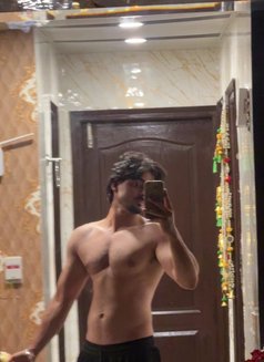 Satinder - Male escort in Chandigarh Photo 5 of 6