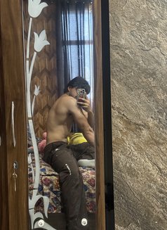 Satinder - Male escort in Chandigarh Photo 6 of 6