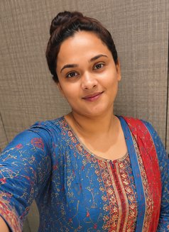 Satisfaction Guarantee 100% Genuine Serv - escort in Hyderabad Photo 1 of 4
