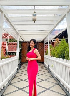 Satisfaction Service Independent Cash - escort in Kolkata Photo 1 of 10