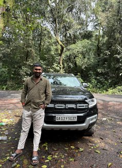 Satish - Male escort in Candolim, Goa Photo 1 of 2