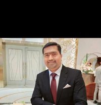 Satish - Male adult performer in Mumbai