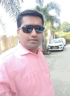 Satish - Male adult performer in Mumbai Photo 2 of 2