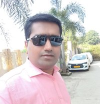 Satish - Male adult performer in Mumbai