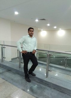 Satish - Agencia de acompañantes masculinas in Mumbai Photo 3 of 3