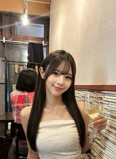 Satomi - puta in Osaka Photo 5 of 11
