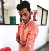Satoru - Acompañantes masculino in Pune