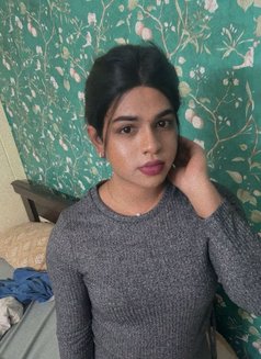 Satya - Transsexual escort in Hyderabad Photo 1 of 3