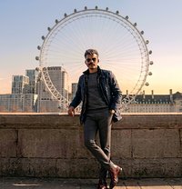 Satya the Elite Male Companion in Mumbai - Acompañante masculino in Mumbai