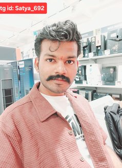 Satya the Elite Male Companion in Mumbai - Acompañante masculino in Mumbai Photo 12 of 12