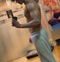 5+ years of experience and 100+ clients - Male escort in Kolkata