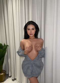 Saudi - Transsexual escort in Riyadh Photo 6 of 28